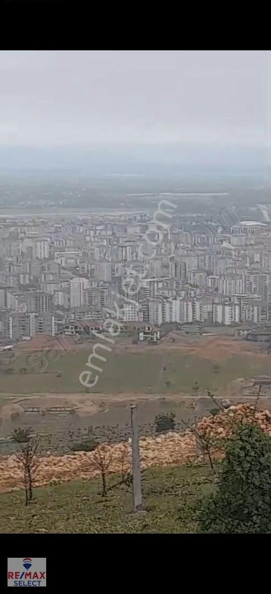 Remax Fuat Demirelli Malatya Yeşilyurtta Villa İmarli Arsa