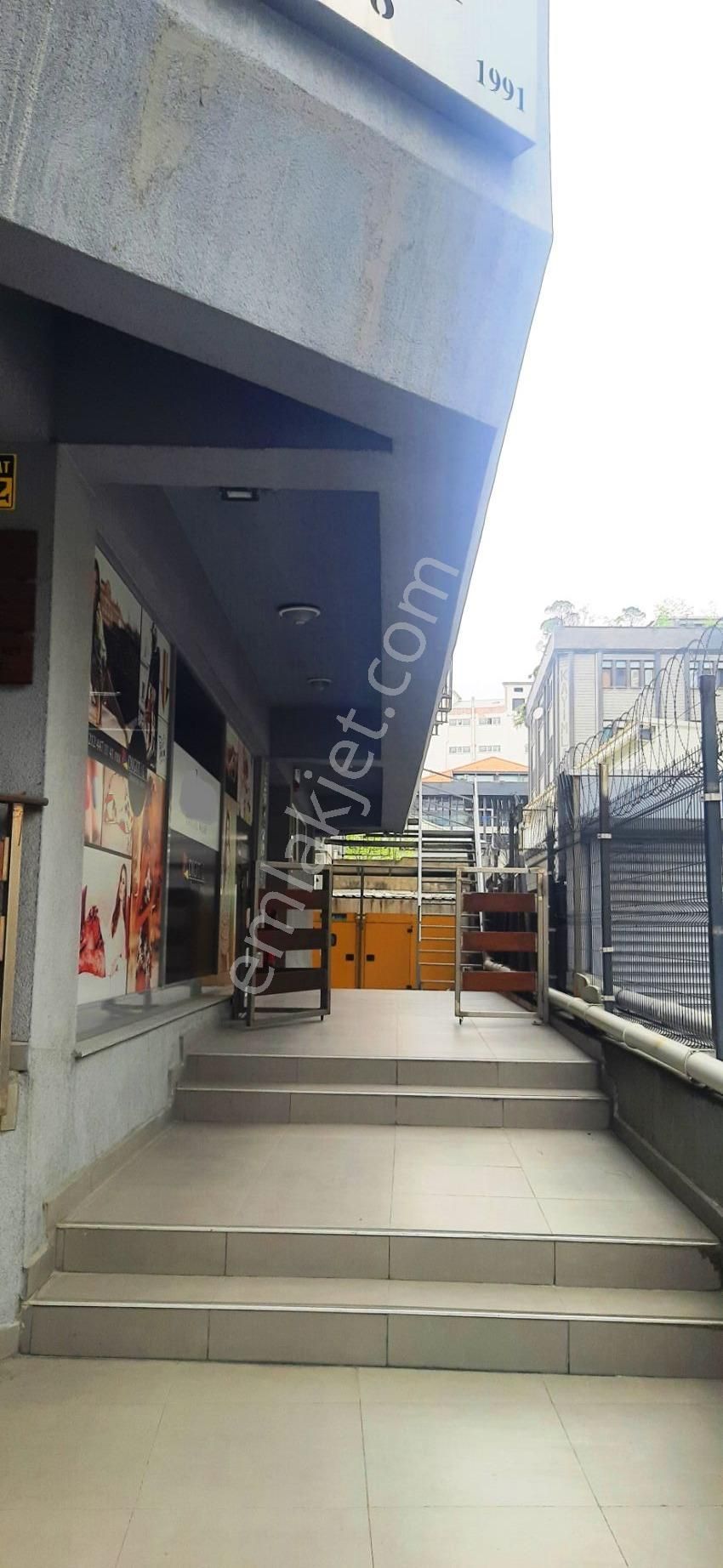 Bağcılar Güneşli 'de Kiralık Komple Bina 3.362 M2 Mağaza Ofis Depo - Görsel 10