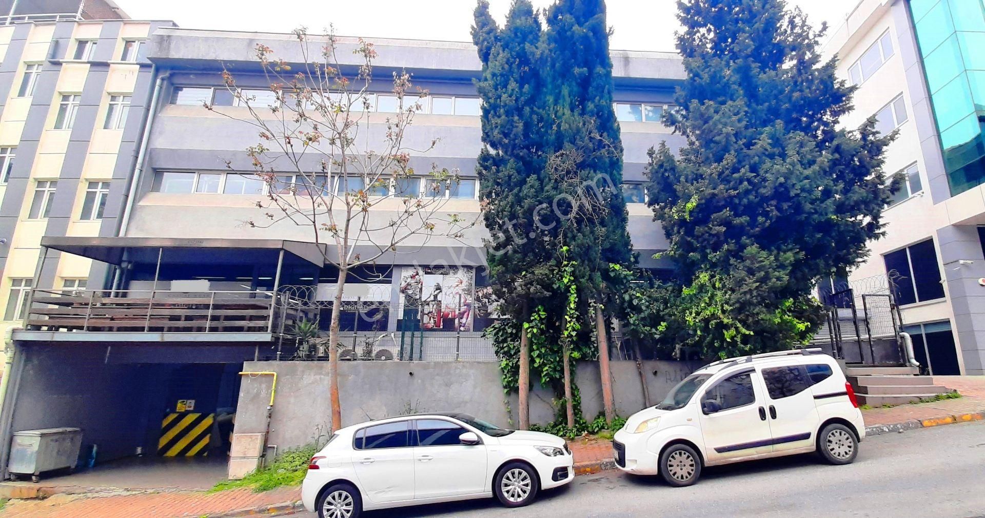 Bağcılar Güneşli 'de Kiralık Komple Bina 3.362 M2 Mağaza Ofis Depo - Görsel 6