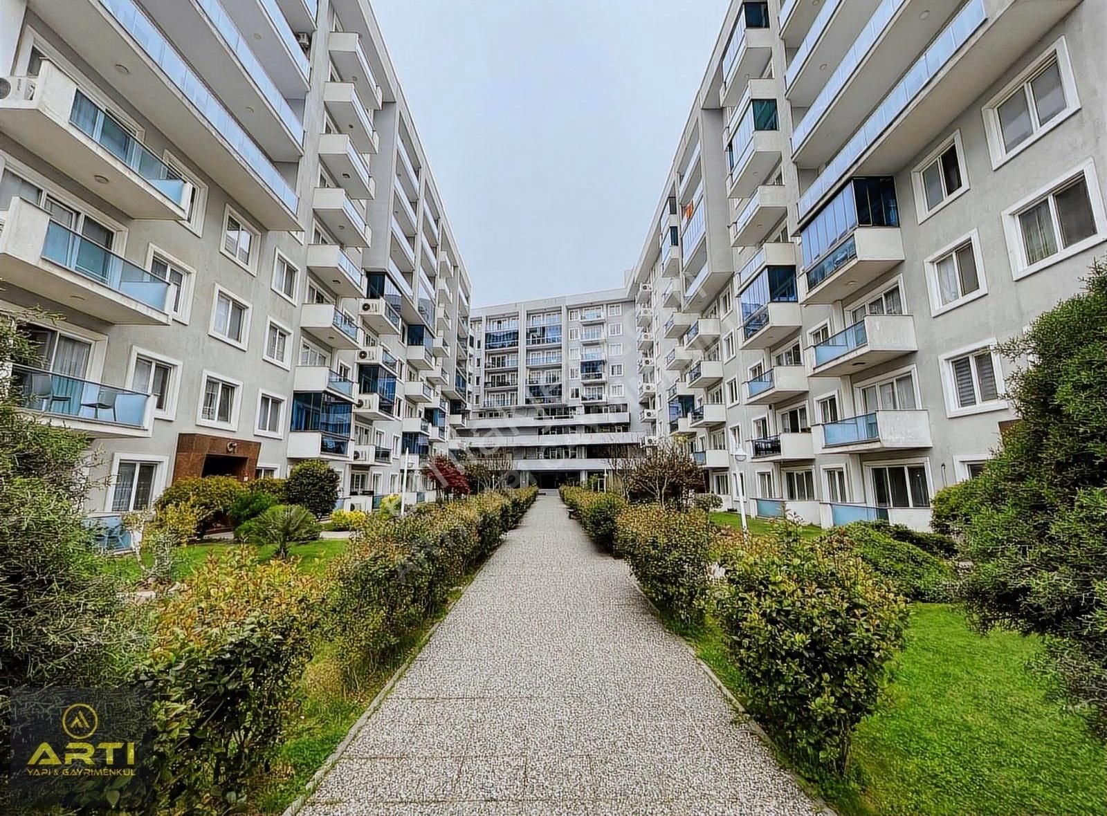 Beylikdüzü Beykent Doğa Panaroma'da Büyük Tip 1+1 Satılık Daire