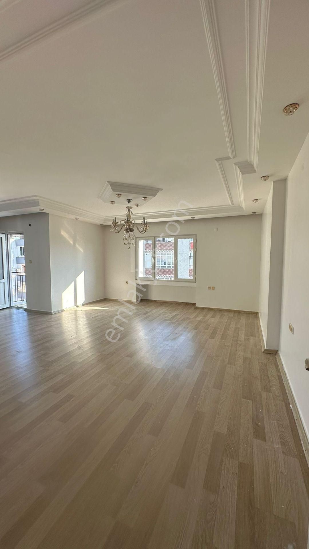 Adana Özal Bulvarında Geniş 4+1 Kiralık Daire !! Açıklama Okuyalım Öyle Arayalım !!