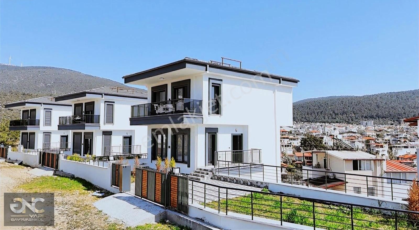 Akbük Merkezde Satılık Müstakil 4+1 Villa - Görsel 15
