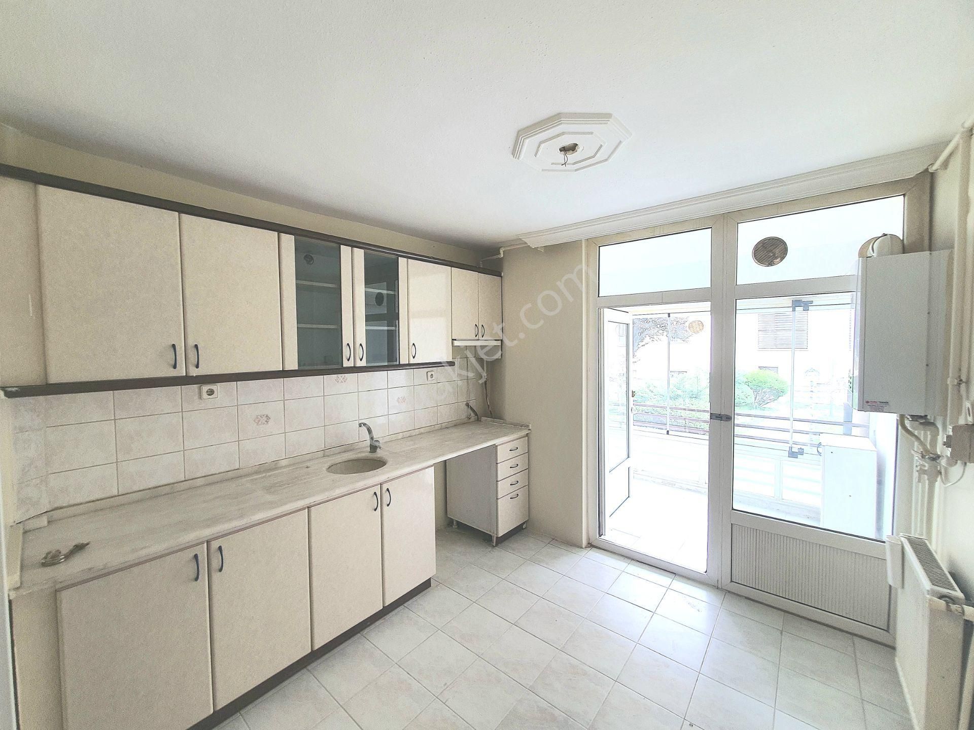 Marka/eryaman Güzelkent Mah.site İçi Yüksek Giriş 3+1 Satılık Daire