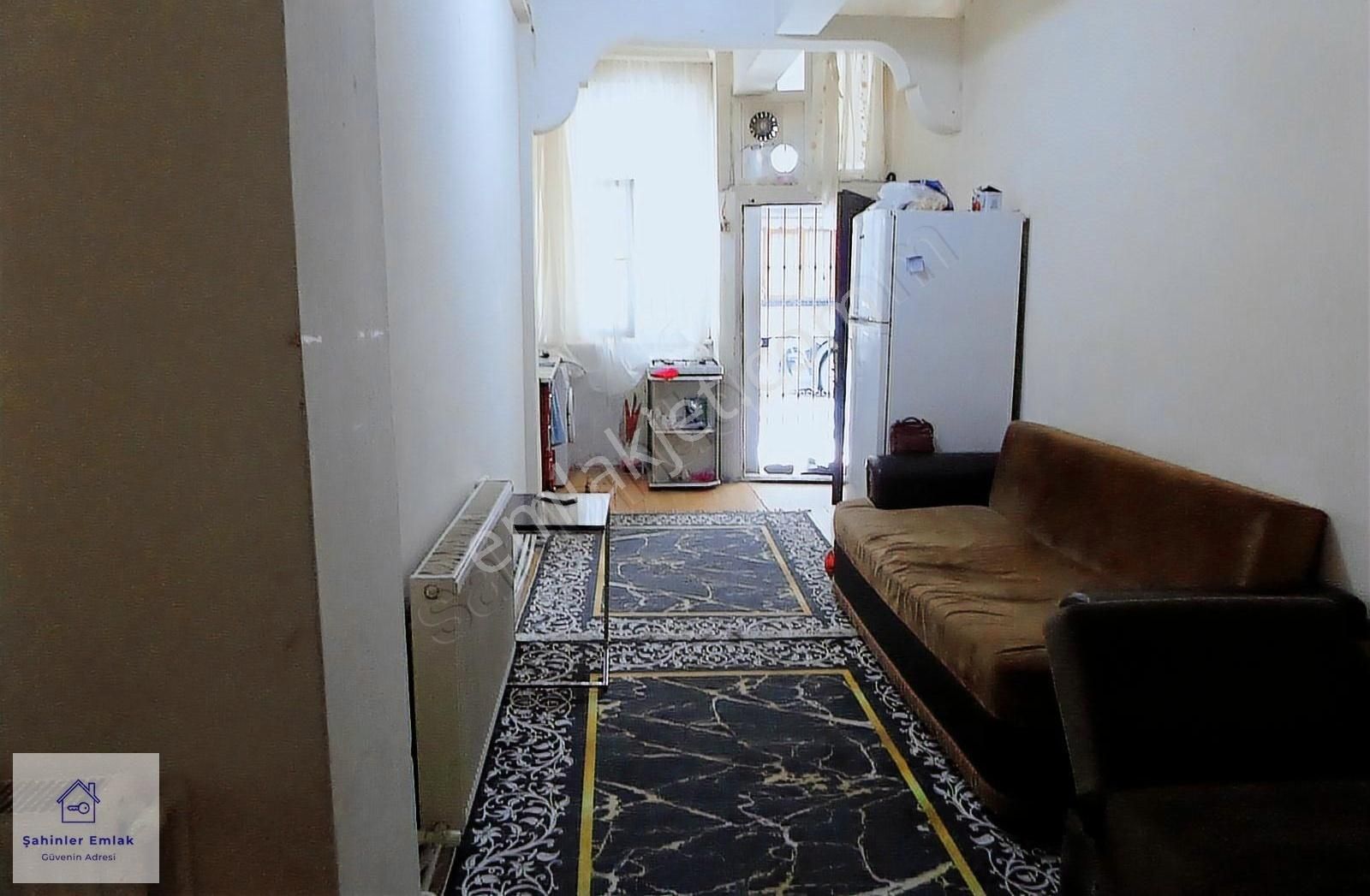 Bağcılar Cad.55 Metre 1+1 Ayrı Girişli Düz Giriş 50 M2 Kombili - Görsel 6