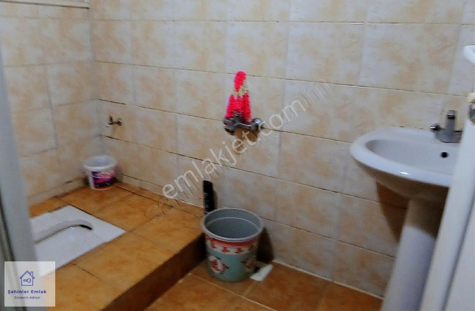 Bağcılar Cad.55 Metre 1+1 Ayrı Girişli Düz Giriş 50 M2 Kombili - Görsel 18