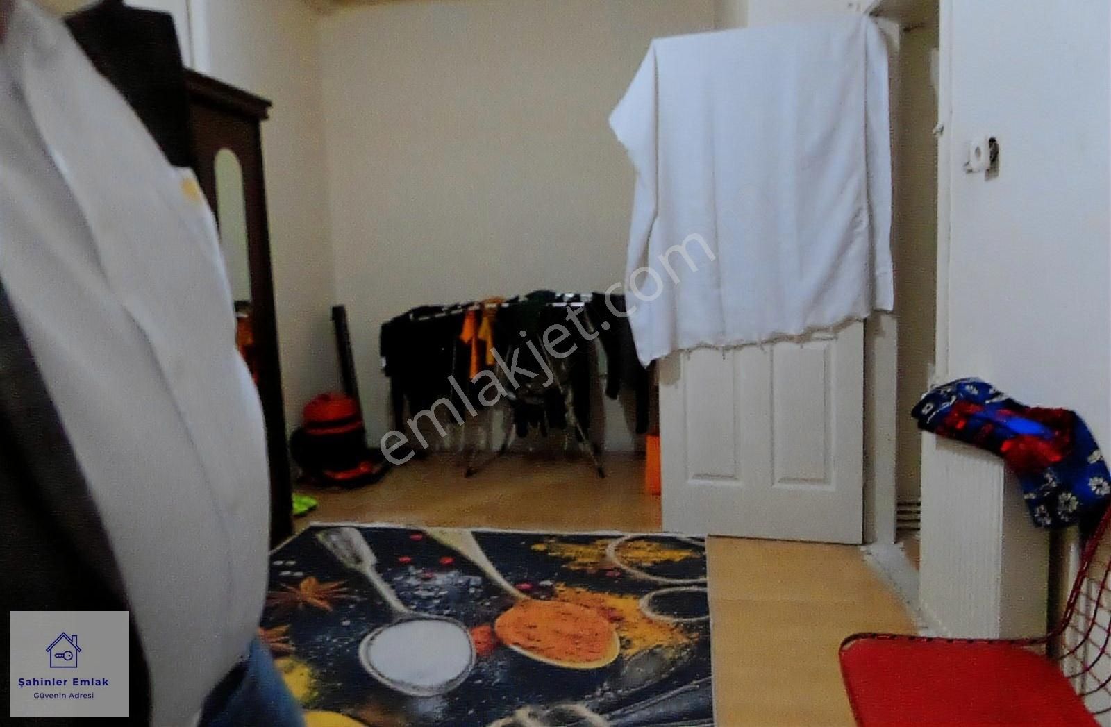 Bağcılar Cad.55 Metre 1+1 Ayrı Girişli Düz Giriş 50 M2 Kombili - Görsel 15