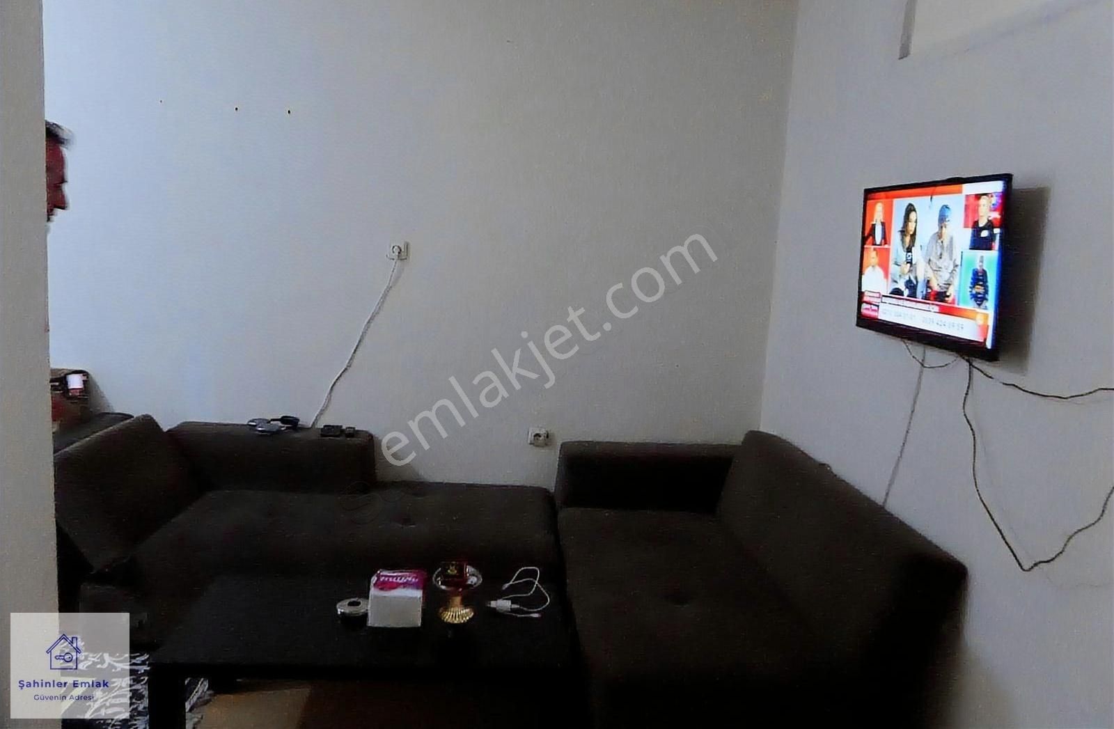 Bağcılar Cad.55 Metre 1+1 Ayrı Girişli Düz Giriş 50 M2 Kombili - Görsel 17