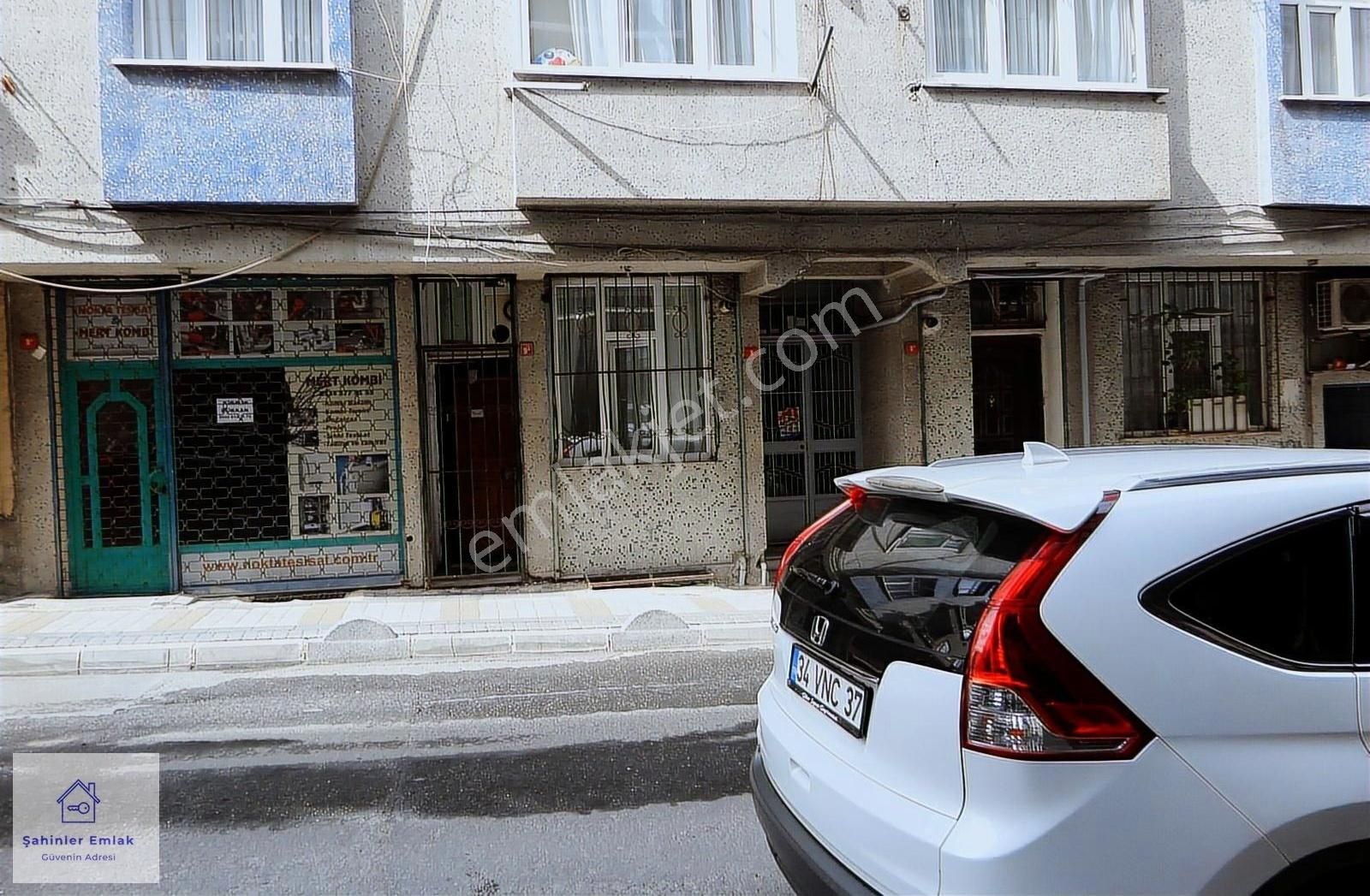 Bağcılar Cad.55 Metre 1+1 Ayrı Girişli Düz Giriş 50 M2 Kombili - Görsel 12