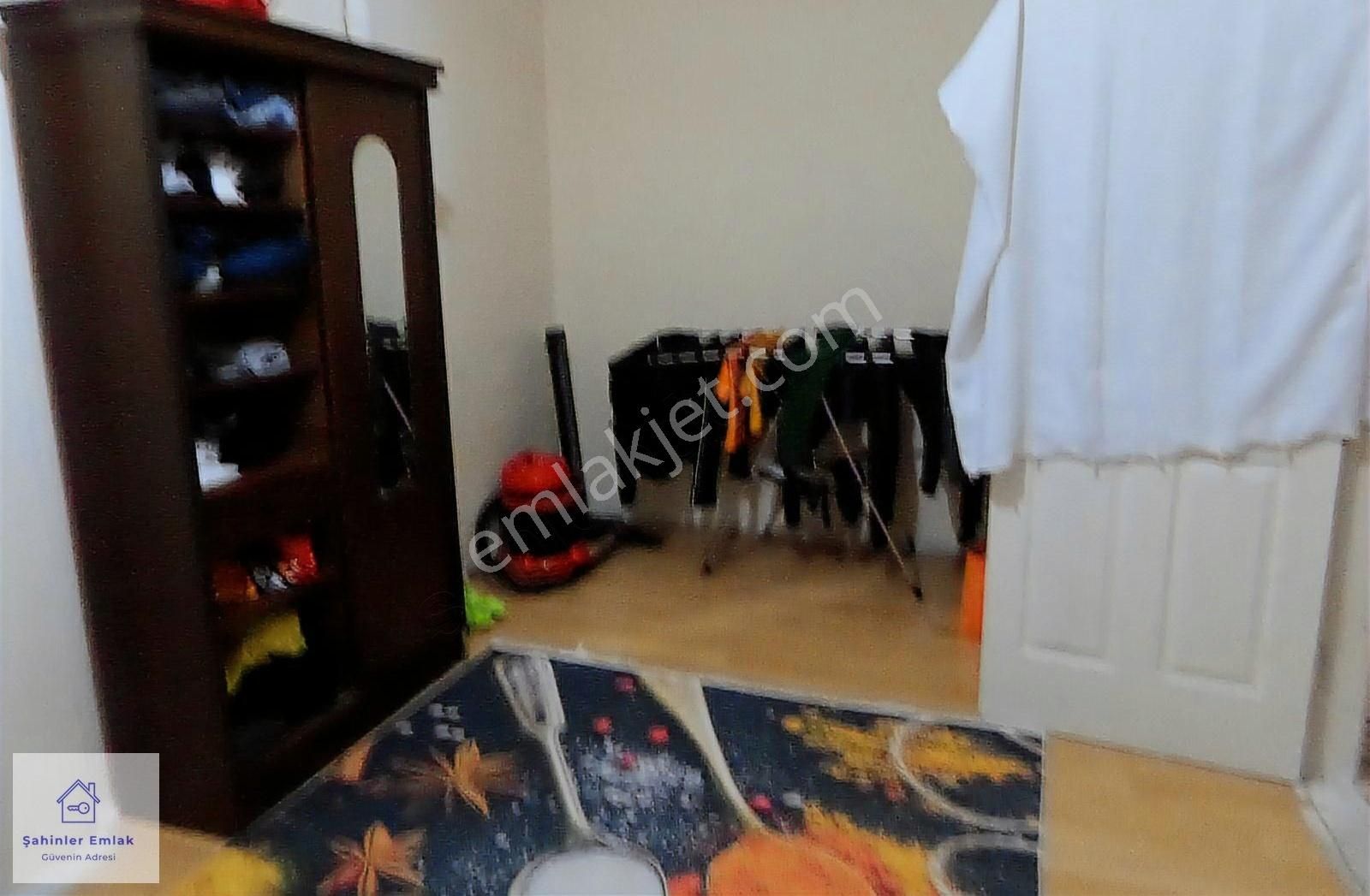 Bağcılar Cad.55 Metre 1+1 Ayrı Girişli Düz Giriş 50 M2 Kombili - Görsel 21