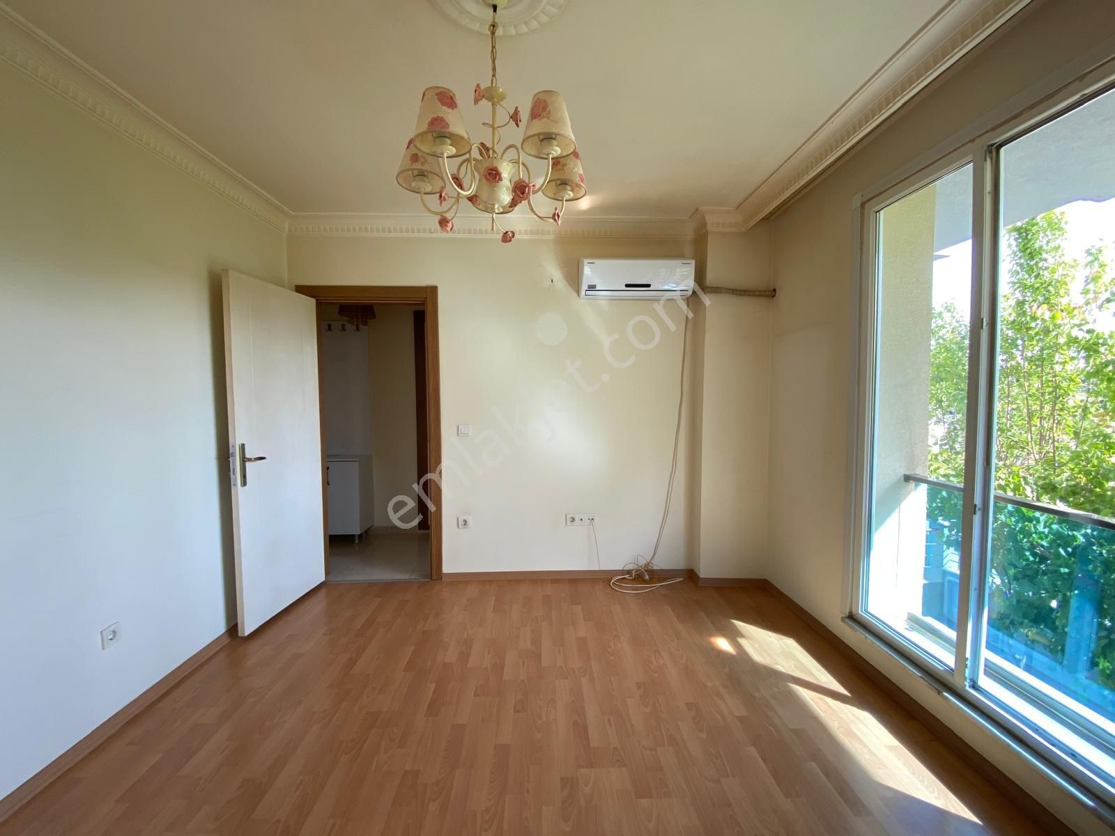 Kavaklı'da Kiralık 1+1 Yüksek Giriş Daire