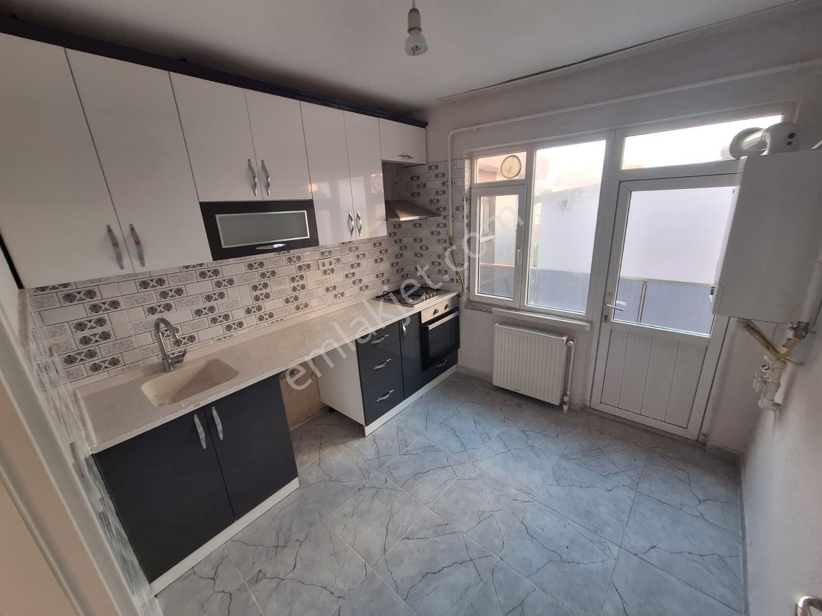 Canyapı'dan Cengiz Topel Mevkiinde 2+1 100 M2 Kiralık Daire