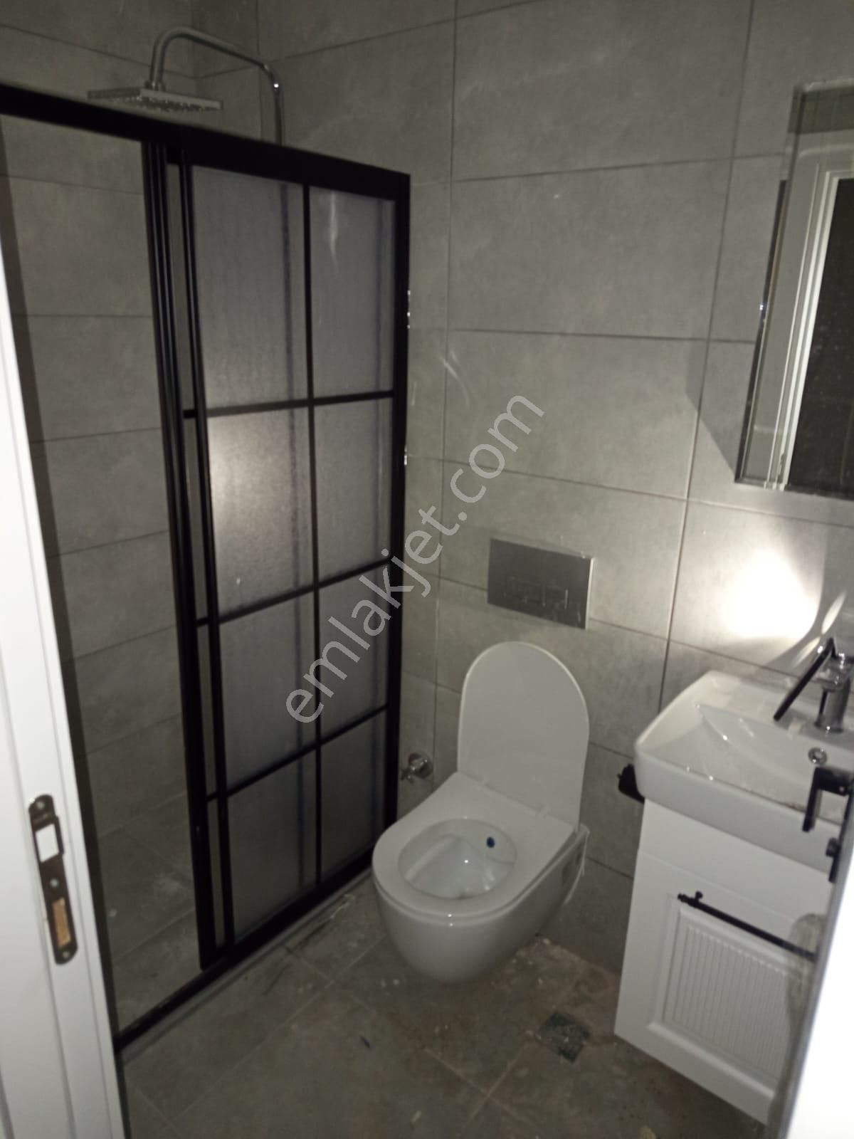 * 1+1* Yeşilyurt* İçi Sıfır Yapılı *mavi Bluvar* 2parsel* 2adet Daire *tanesi 1,400,000tl