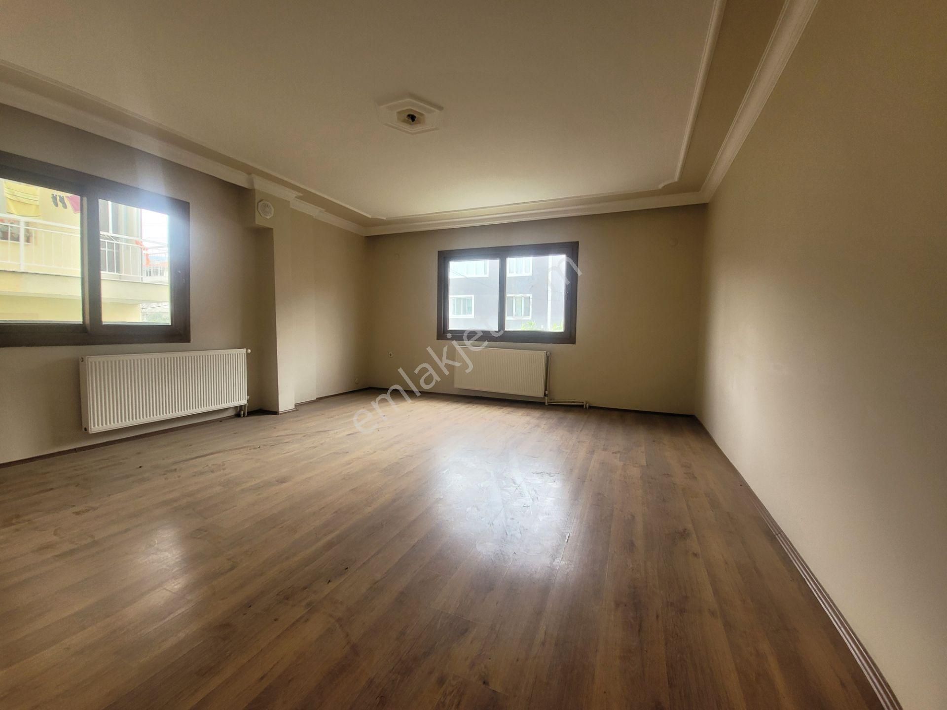 Bornova Pınarbaşı Sağlık Ocağı Yakını Doğalgazlı Kiralık Daire