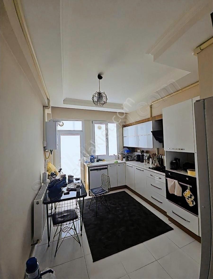 Erkmen Nevapark Sıtesı 4+1 170 M2 Arakat Daıre