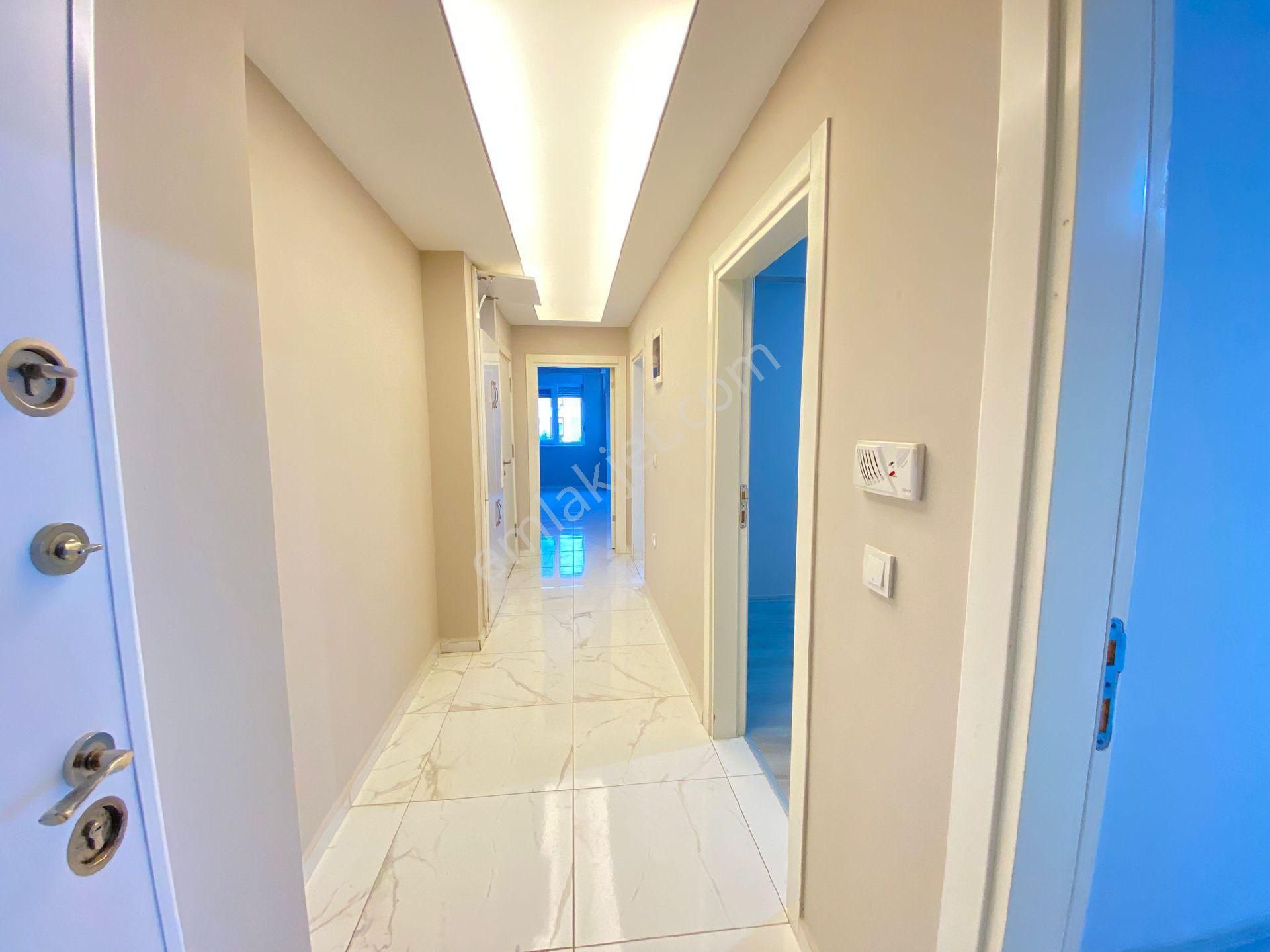Manavgat Ilıca Pazar Yerine Yakın 2+1 Ara Kat Satılık Daire