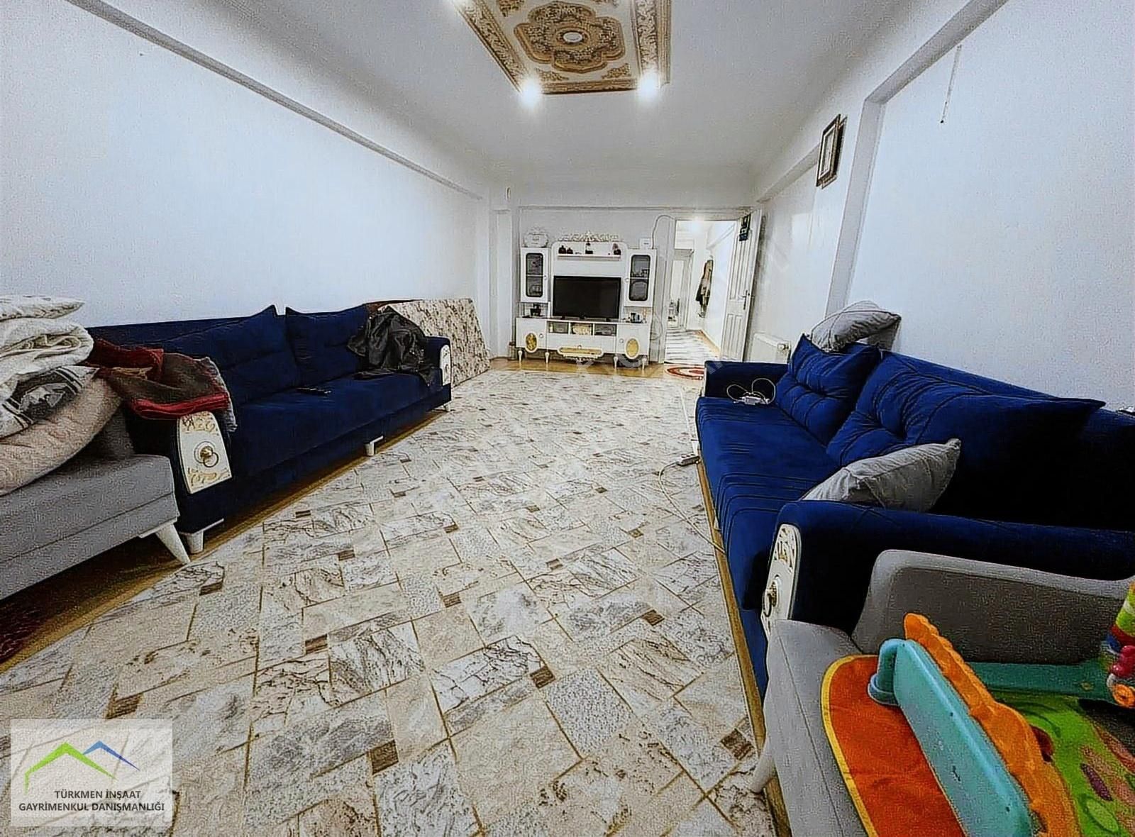 Türkmen Emlaktan Balkonlu 2+1 Satılık Yüksek Giriş