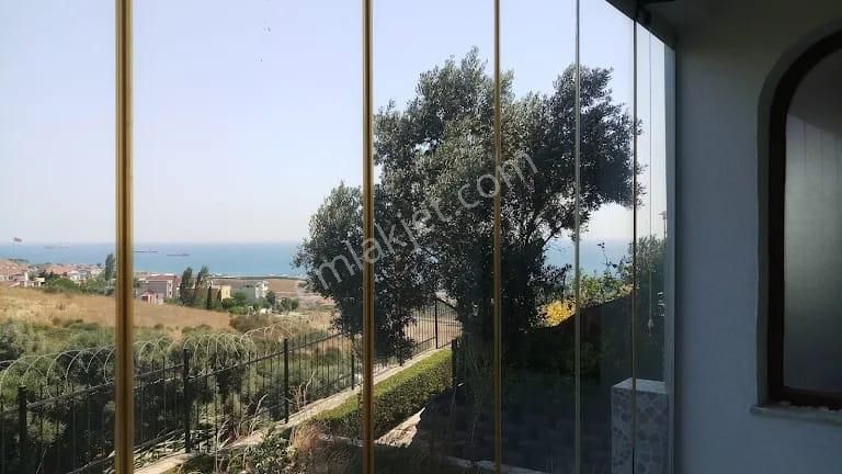 Deniztepe Evleri Satılık 4+2 Triplex Villa Tadilatlı
