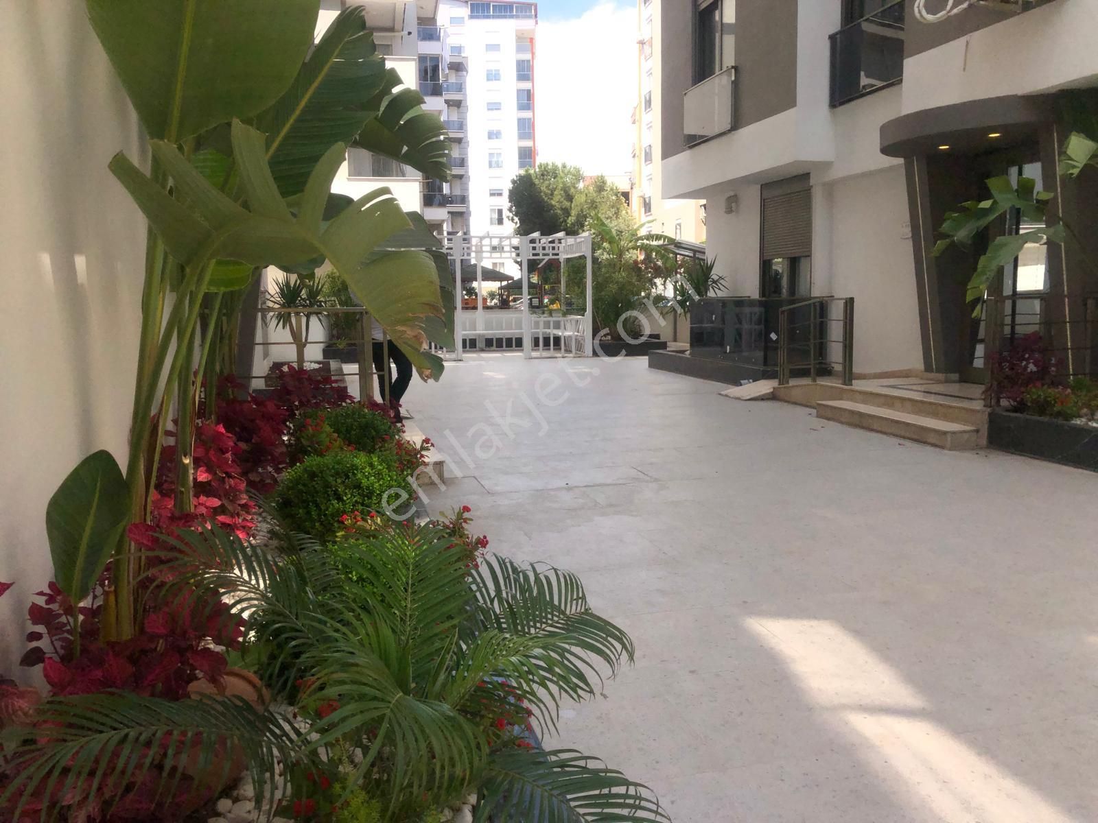 Şehir Merkezinde Eğitim Araştırma Hastanesine Yürüme Mesafesinde 5+1 Ters Dublex