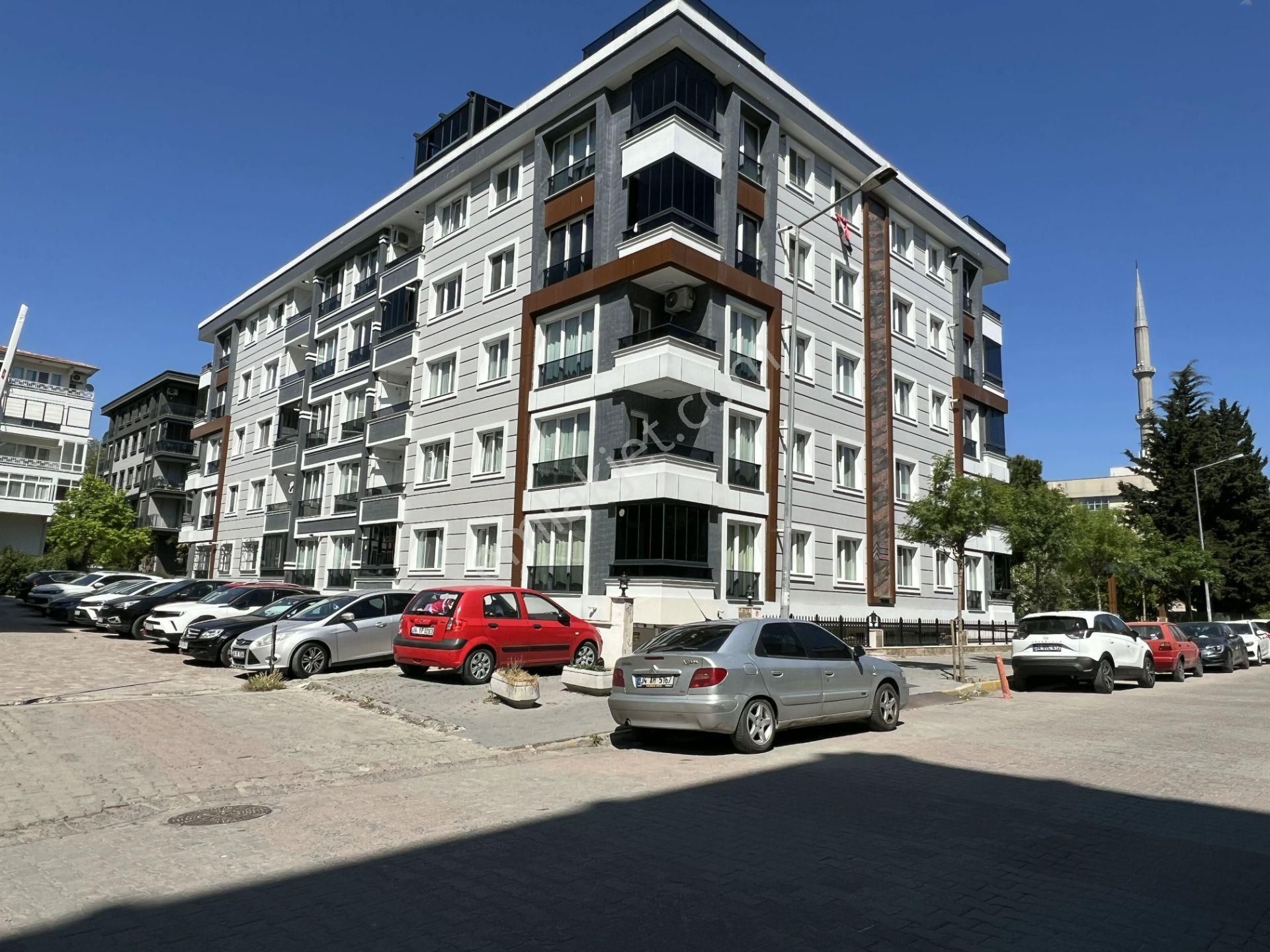 Bahçelievler Mavi Kent Sit. Yeni Bina Ultra Lüks 3+1 130m2