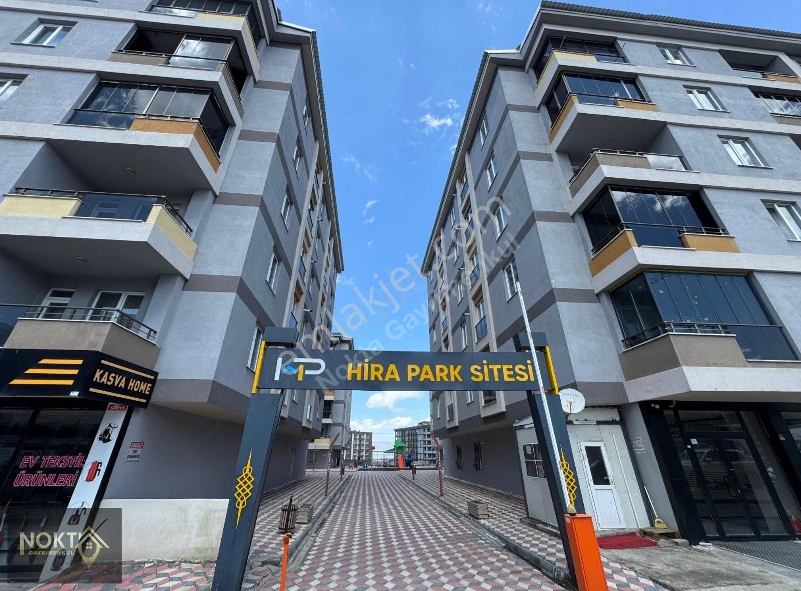 Nokta'dan Etü Yolunda Hirapark Sitesinde Satılık 3+1 Lüks Daire