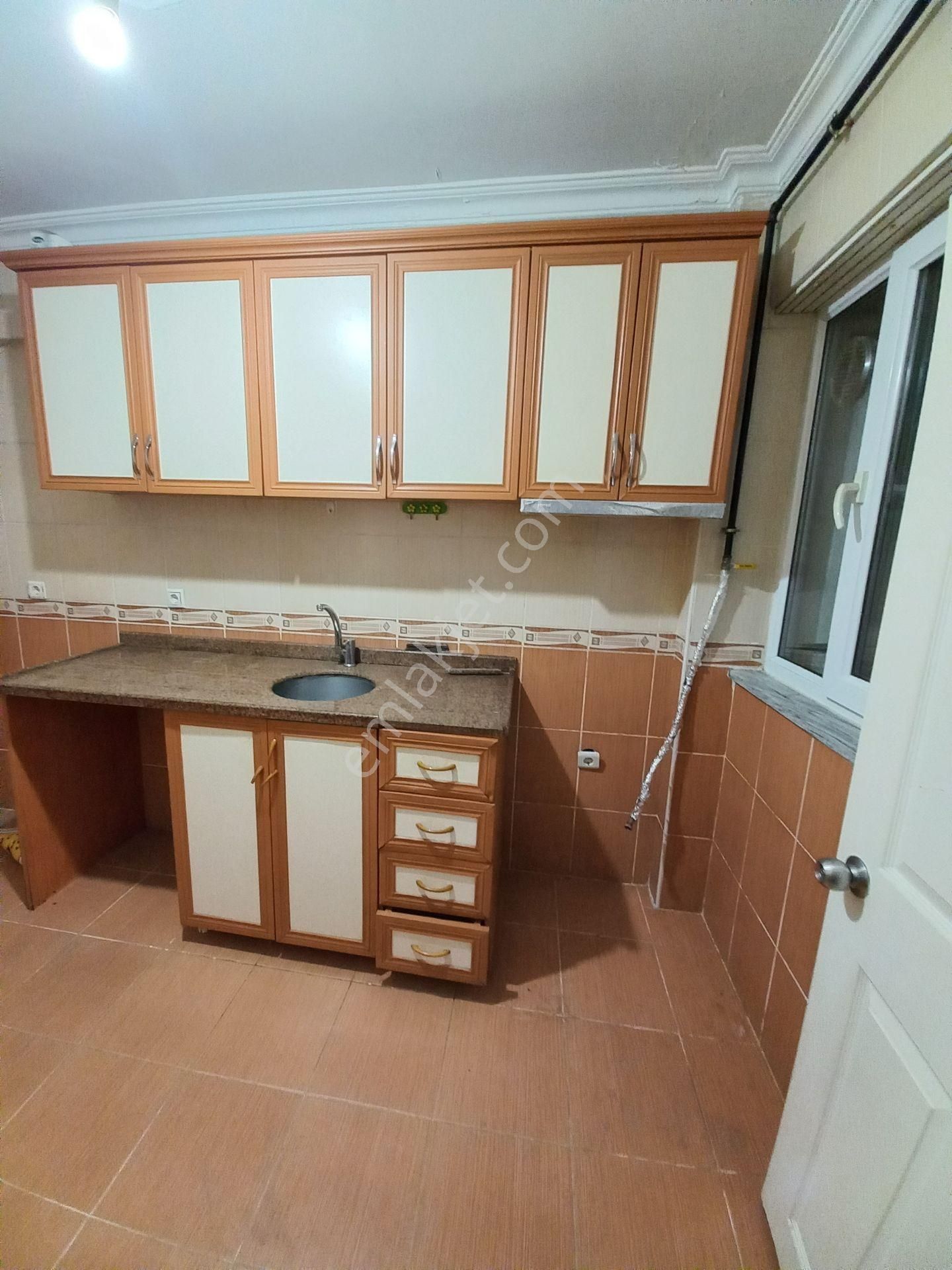 Şeref Emlak Karlıtepe Kiralık Daire 18.000 Tl