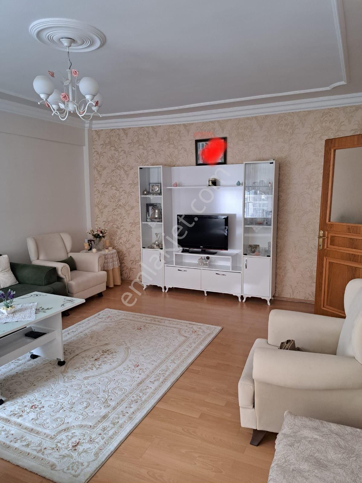 Kırklareli Merkez Çarşı Merkezî'nde Satılık 3+1 Daire