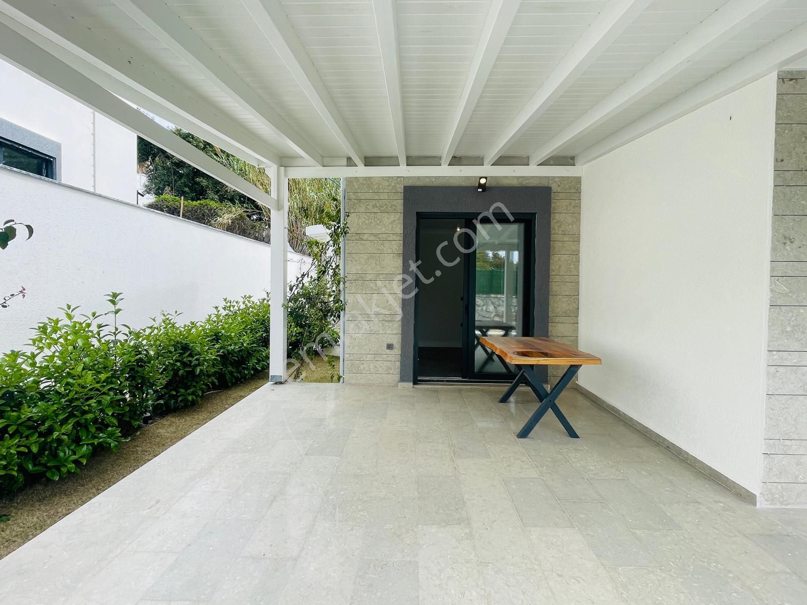 Gümüşlük Merkezde 1000 M2 Arsa İçinde Satılık Lüks Villa - Görsel 6