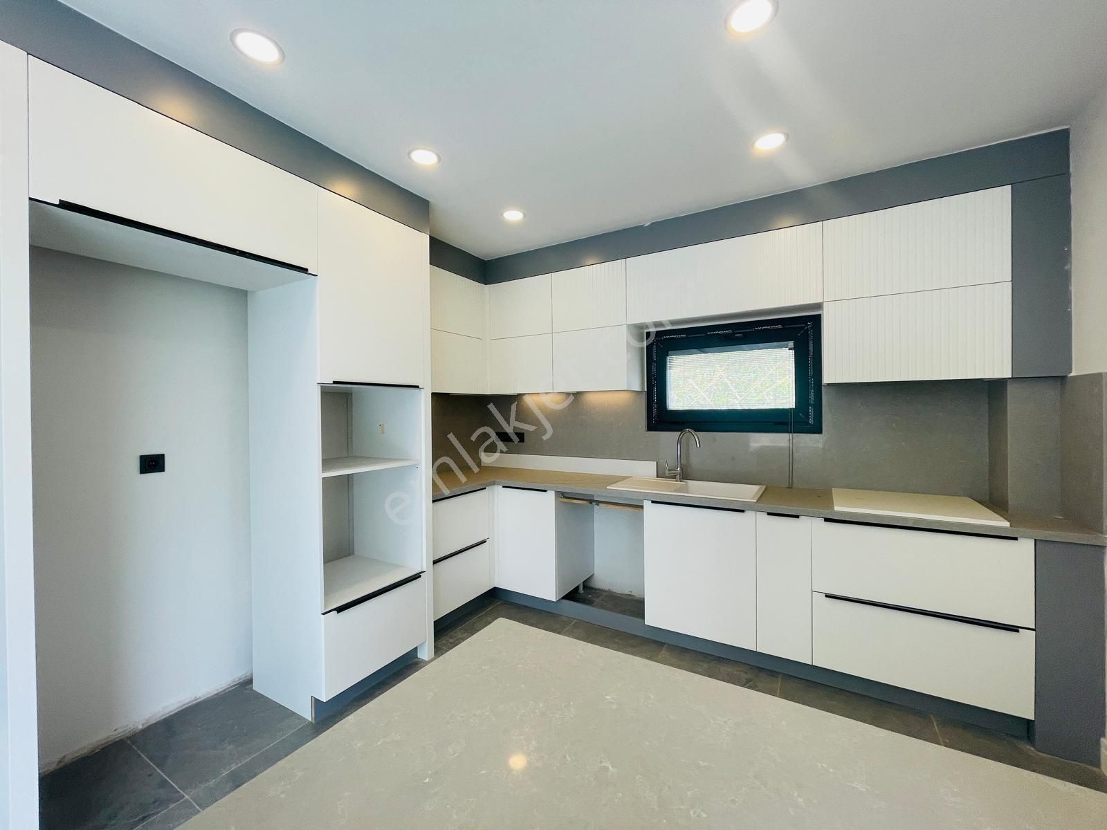 Gümüşlük Merkezde 1000 M2 Arsa İçinde Satılık Lüks Villa - Görsel 15