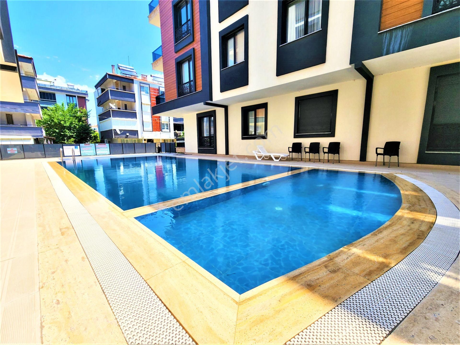 🛑🛑aktif'ten Akçay'ın Gözbebeğinde Satılık Full Konsept Havuzlu Otoparklı 2+1 Daire