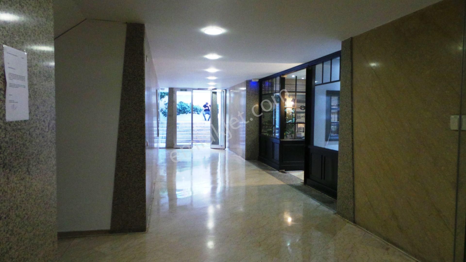 Mecidiyeköy Merkezde Çelik İşmerkezinde 160 M2 Kiralık 4+1 - Görsel 34