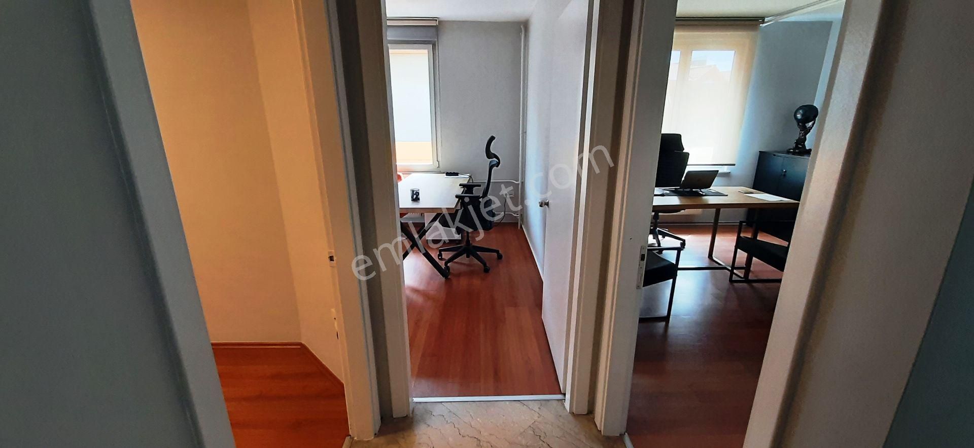 Mecidiyeköy Merkezde Çelik İşmerkezinde 160 M2 Kiralık 4+1 - Görsel 12