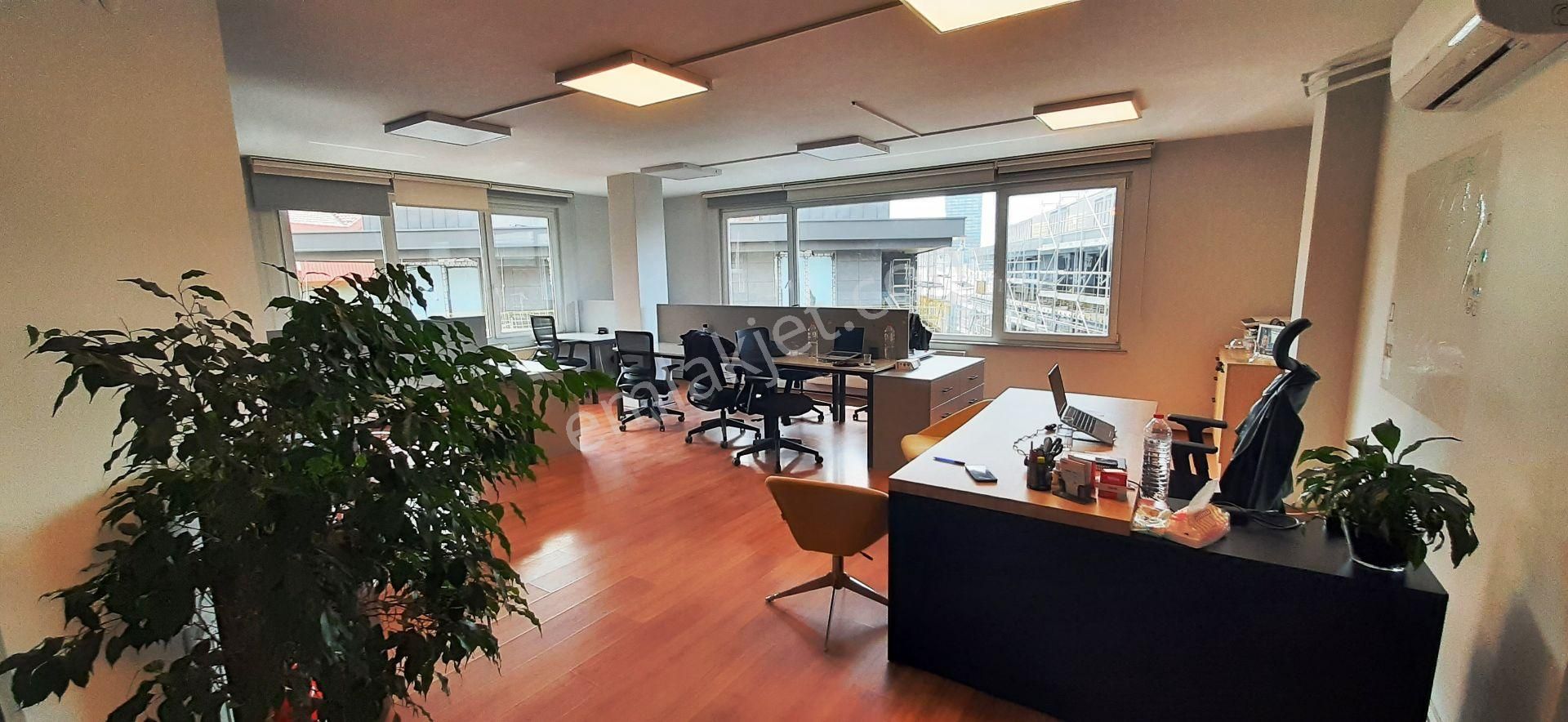 Mecidiyeköy Merkezde Çelik İşmerkezinde 160 M2 Kiralık 4+1 - Görsel 29