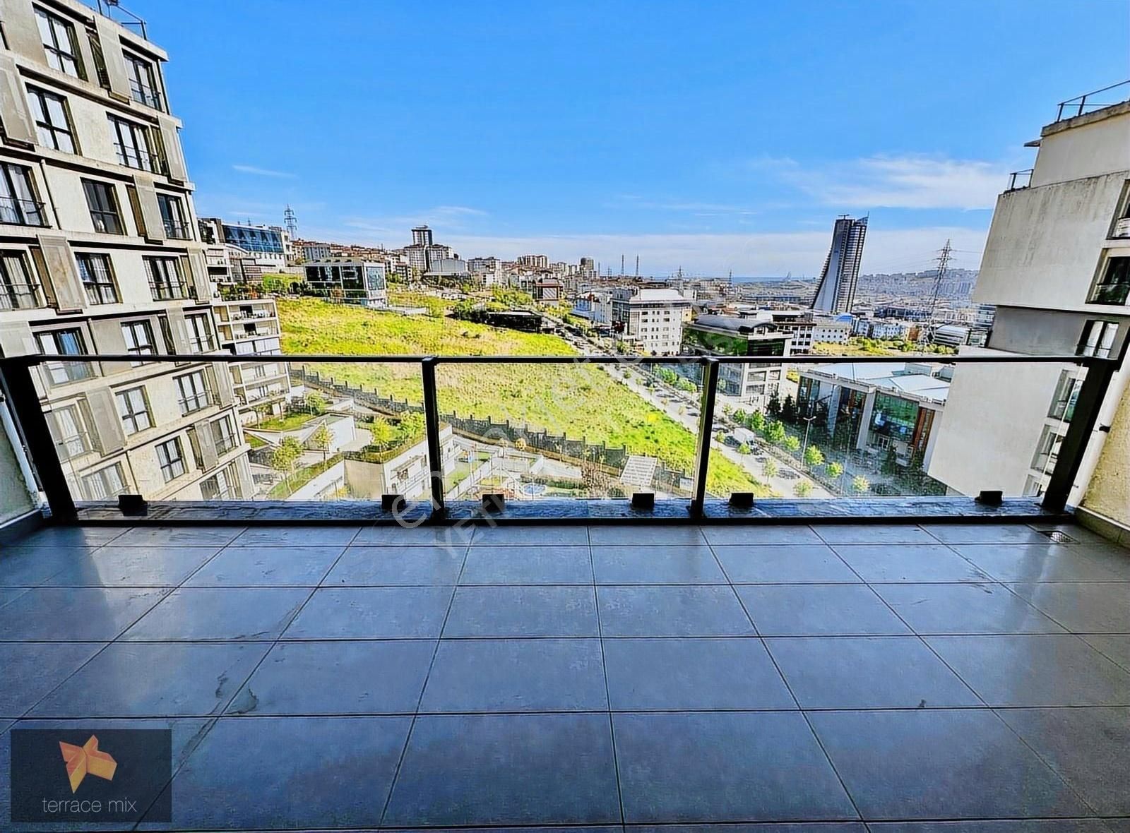 Terrace Mix'de 2+1 Balkonlu 128 M2 Peyzaj Cephe Satılık Daire