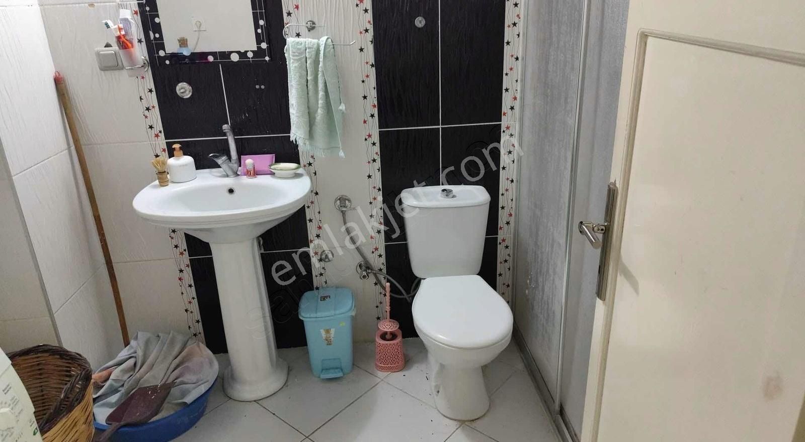 Kiralık İş Yeri Ofis Yol Üstü İşlek Cadde