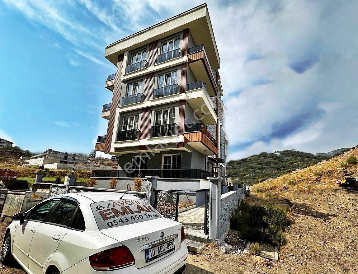 👉aygül'den Edremit'te Sıfır Ön Cephe Yerden Isınmalı Asansörlü Geniş Balkonlu 2+1 Satılık Dubleks👈