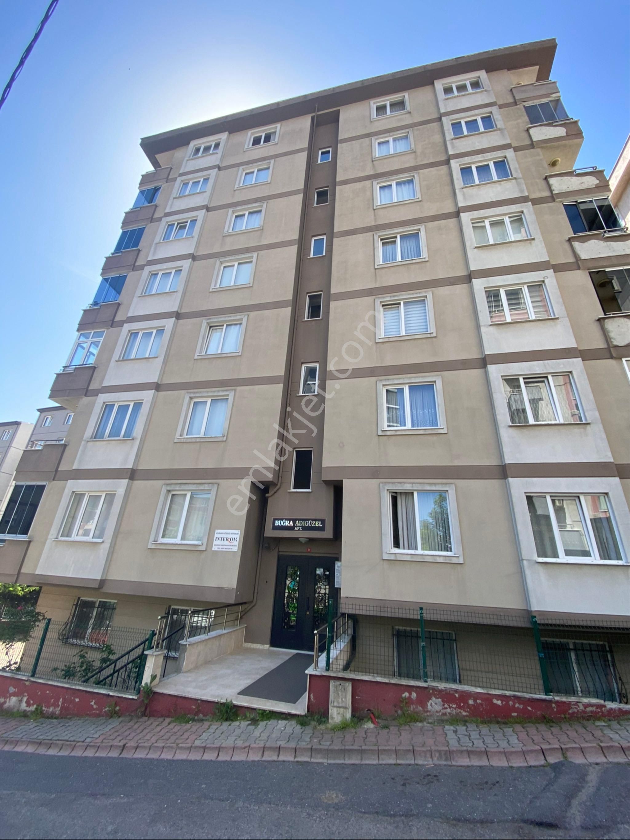 İnkilap Mahallesinde Müthiş Konumda Satılık 3+1 Dublex Daire