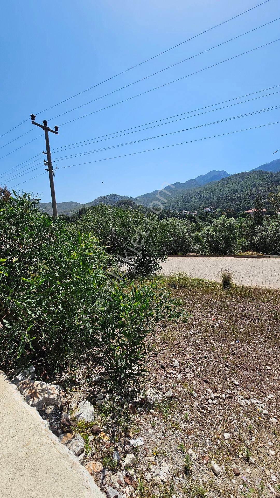 Hisarönü'nde Müstakil Ev - Görsel 11