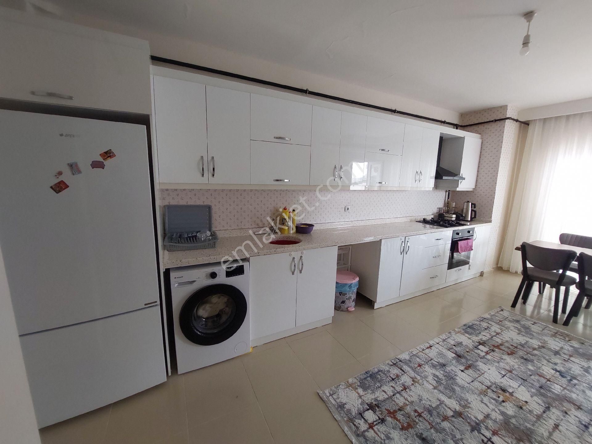 Maride Emlak`tan Hastane Arkası Alihansoy Sitesinde Satılık 3+1 Daire