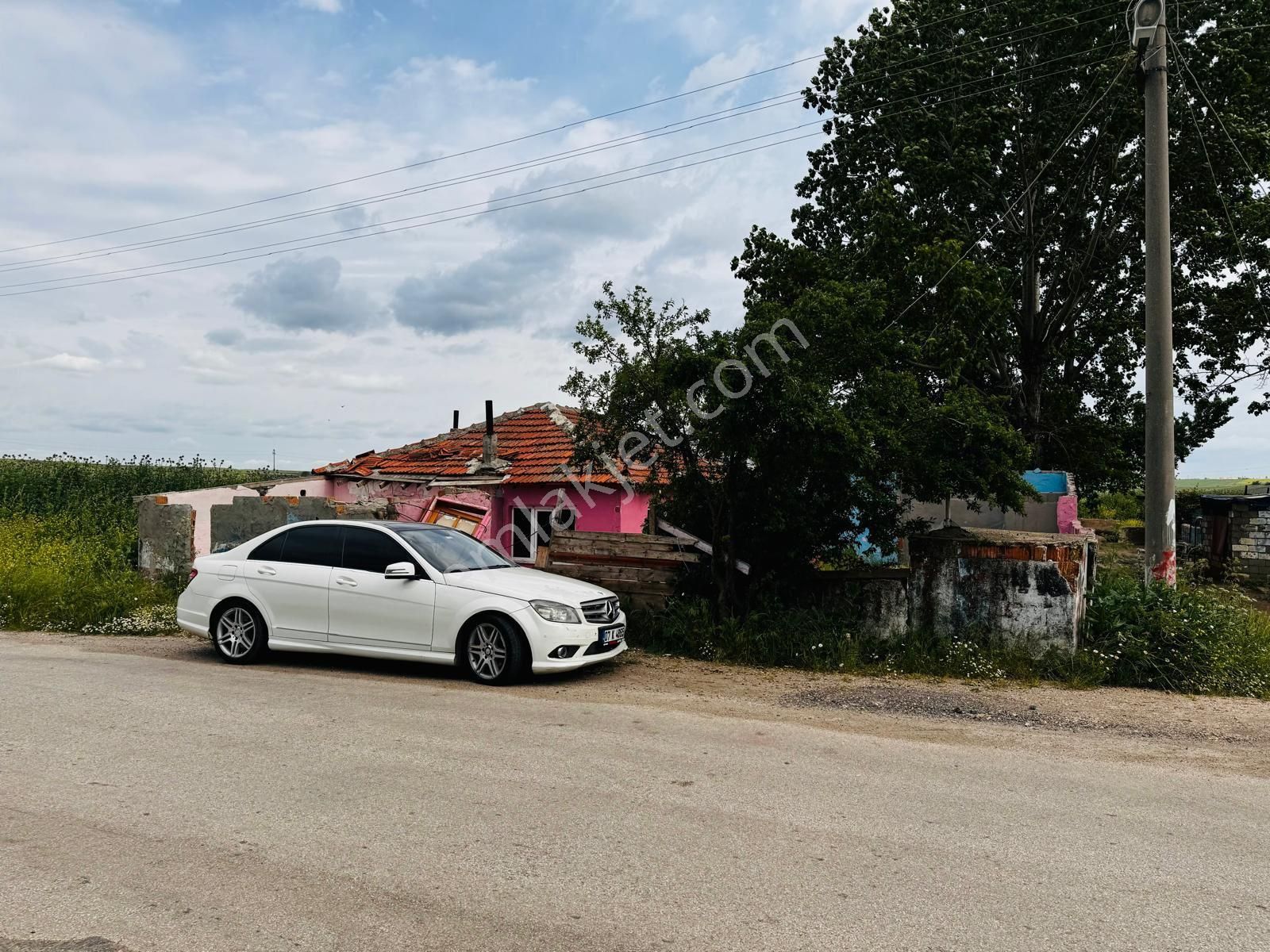 Edirne Uzunköprü Mahalle İçinde İmarlı Gecekondu