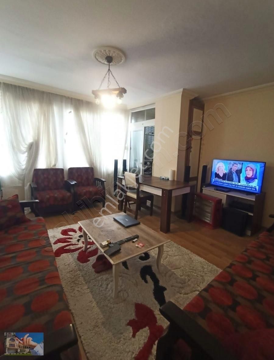 Ayrı Mutfaklı Geniş 1+1