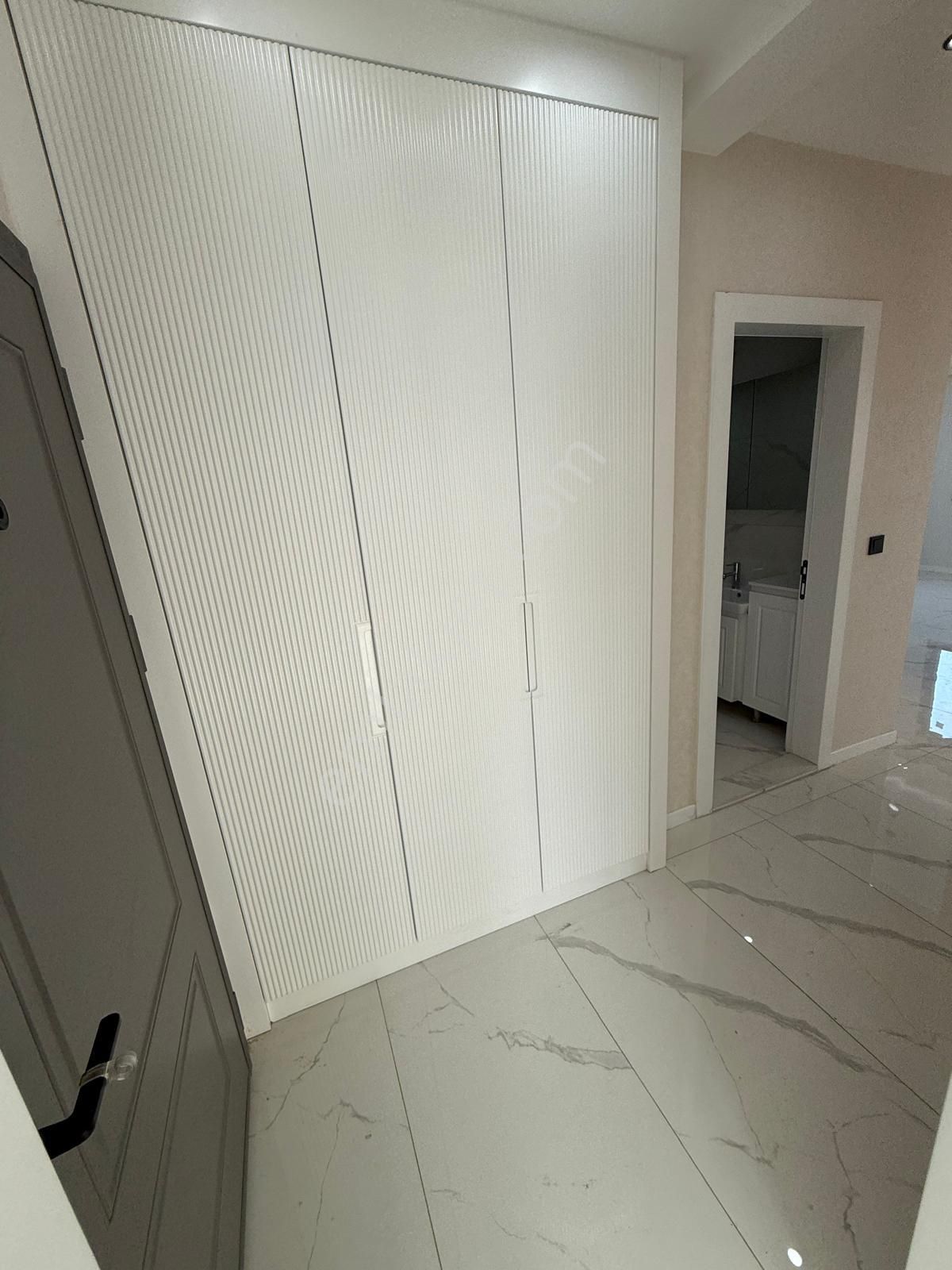 Çakmakta Satılık Lüxs Daire - Görsel 16