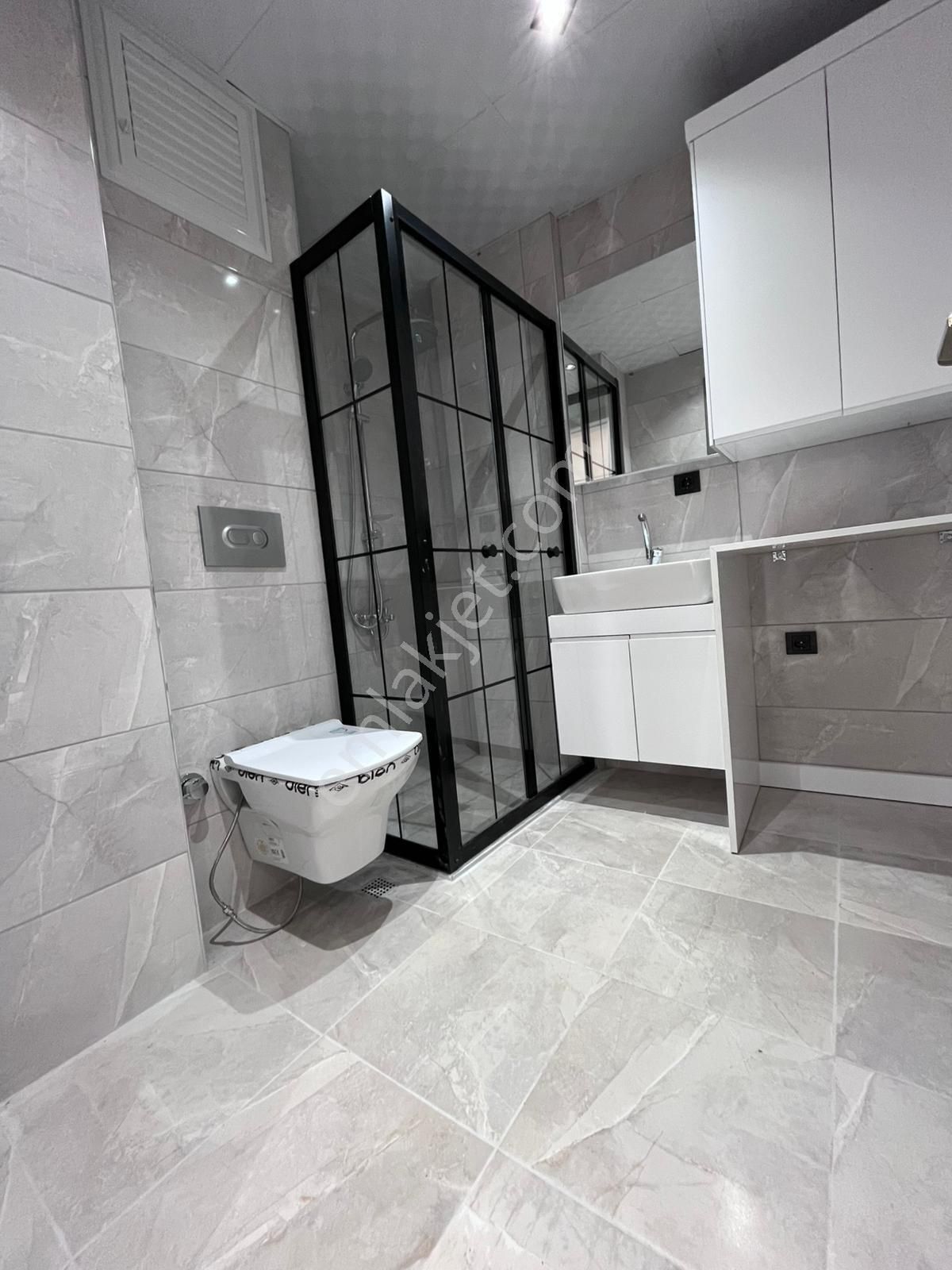 Çakmakta Satılık Lüxs Daire - Görsel 6