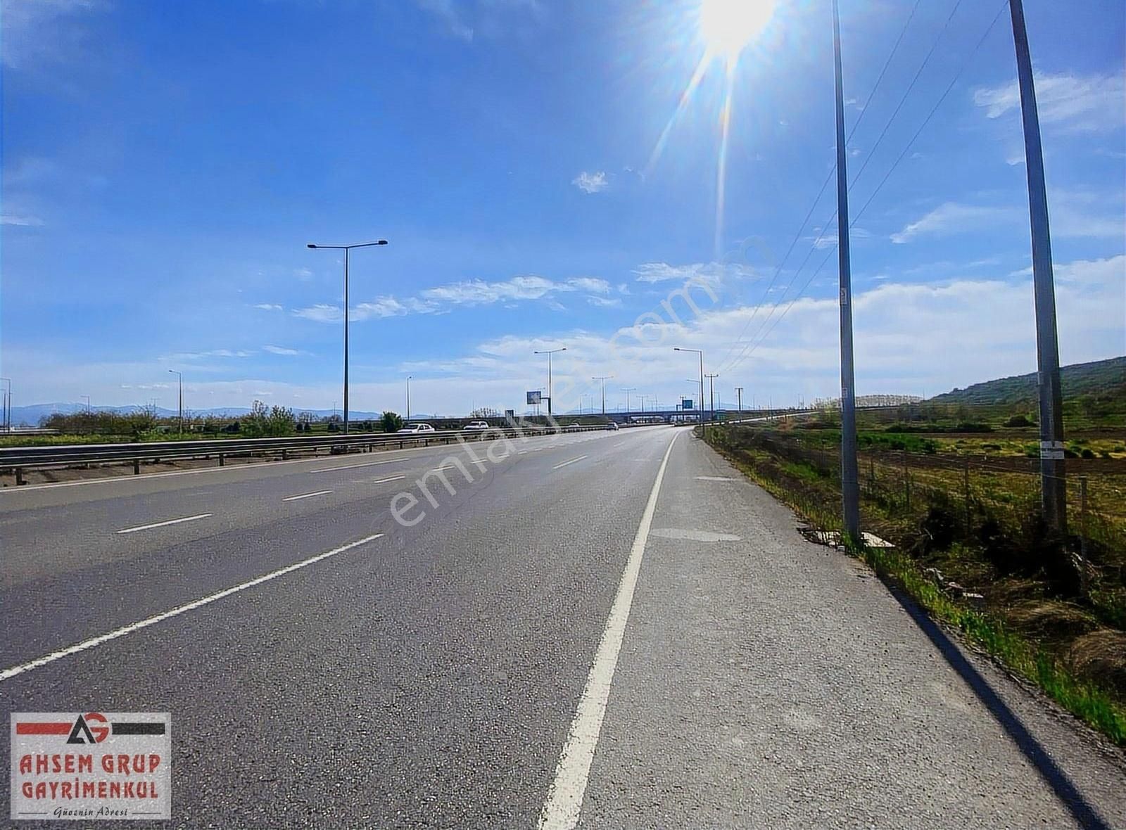 Sakarya Adapazarı - Karasu Yolu Üzerinde Değerlenecek Tarla
