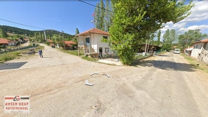 Burdur Merkez Ulupınarda Cazip Fiyatlı Asfalt Kenarı Arsa