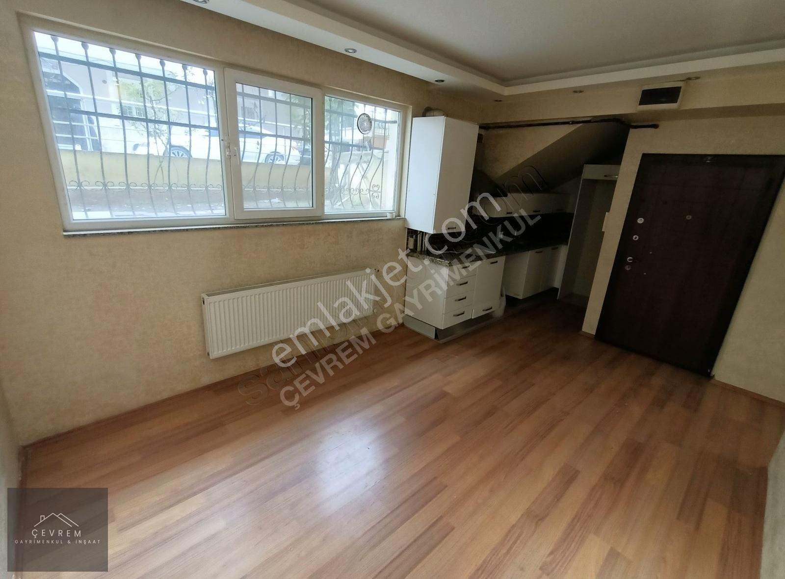 **çevrem**den Yeşilova'da Kullanışlı 2+1 85m² Bahçe Kat Daire