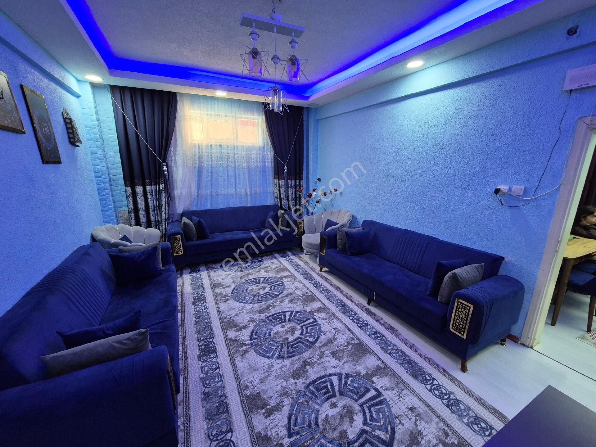 Mehmet Akif Mah. Satılık Eski Daire 2+1 Bodrum Kat