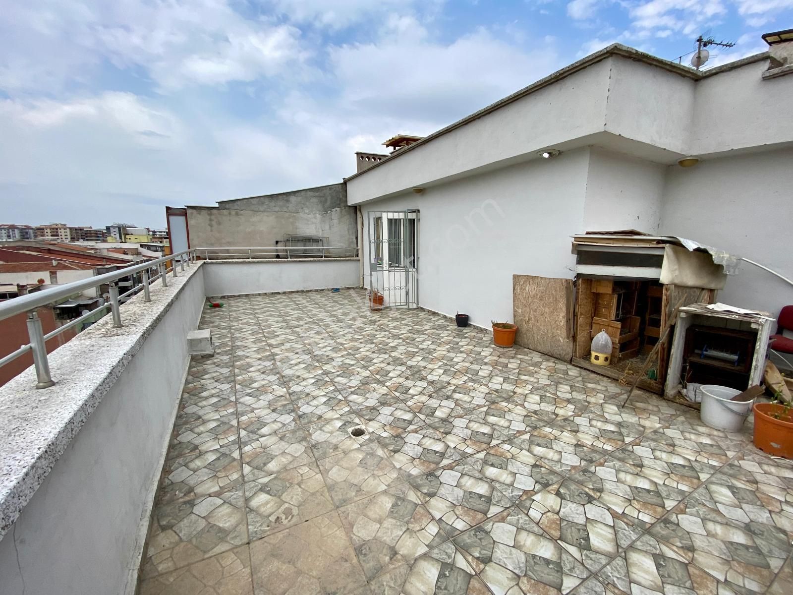 Atbiner Emlaktan Manisa Yunusemre Merkez Efendi Mahallesi 4+1 220m2 Teraslı Full Özellikli Dublex