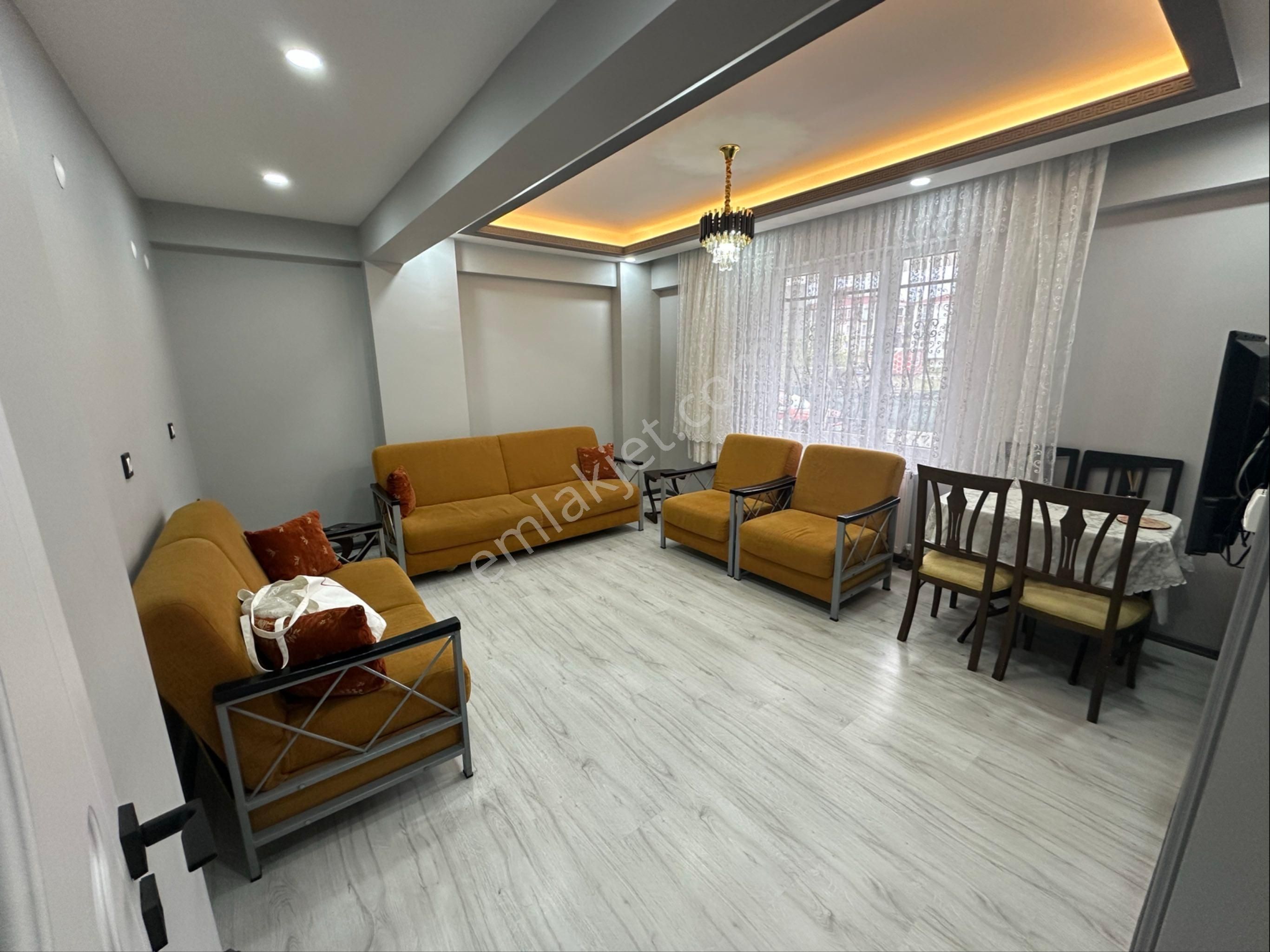 Kapaklı Bahçelievlerde Eşyalı Kiralık Daire