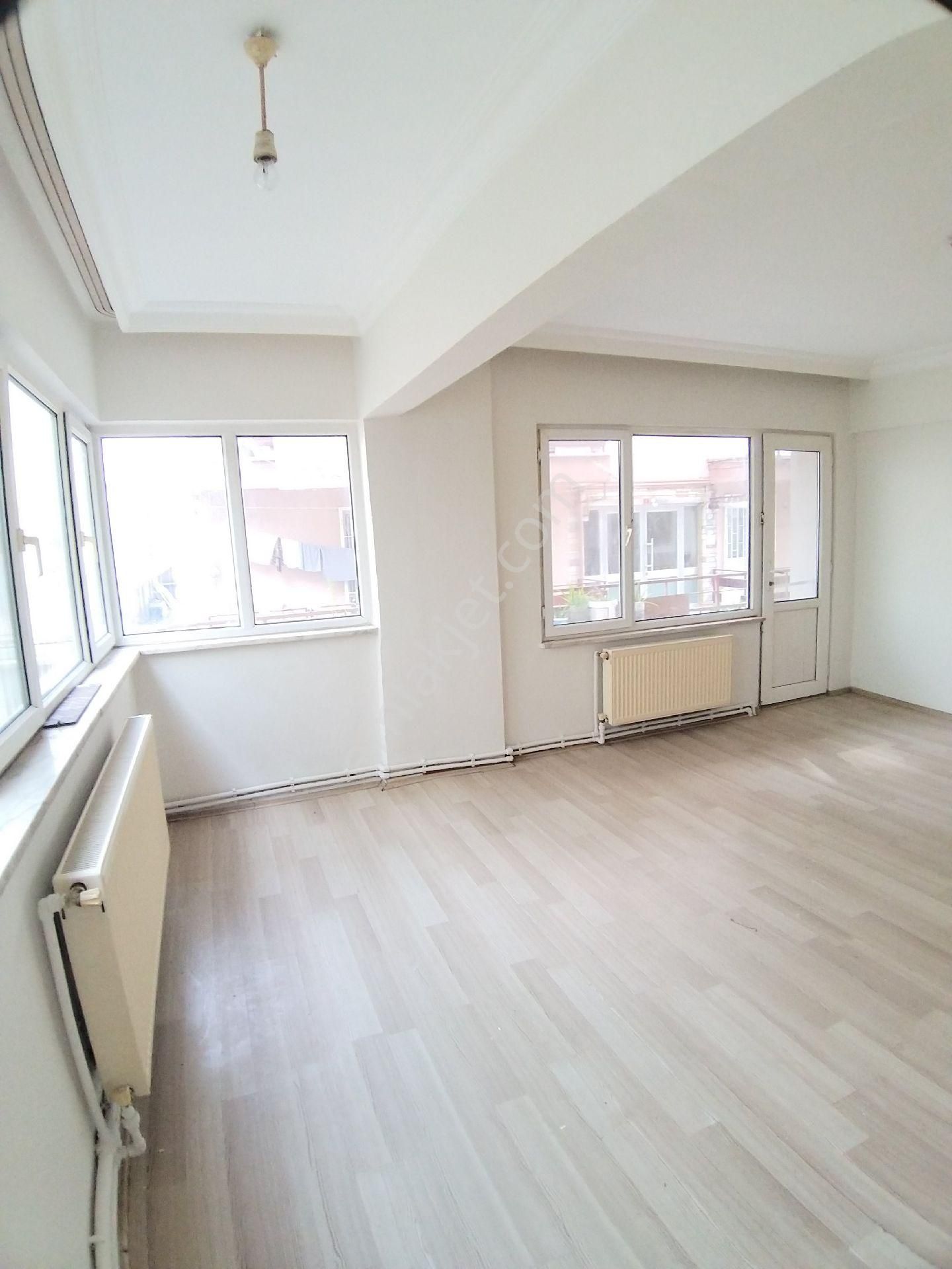 Yalova Bahçelievler Mh. Kiralık 3+1 Konumu Çok Güzel Temiz Daire