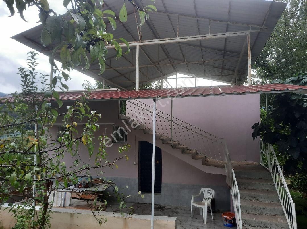 Osmaniye Hasanbeyli De Satılık Müstakil Bahçeli Yayla Evi.